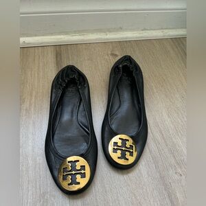 Tory  Burch flat leather shoes